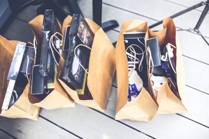 vente-EVENOS-min_shop_shopping_bags_gift_brown_blank_market_product-722676